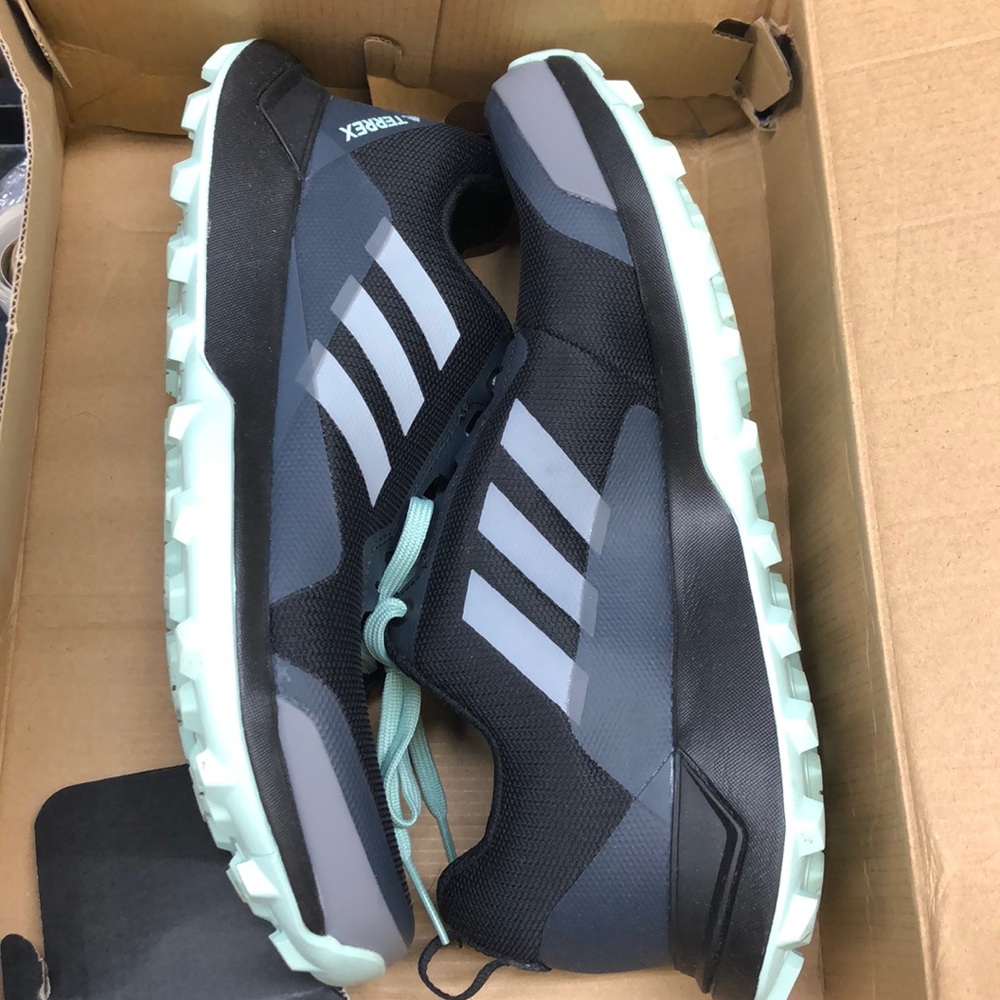 EUC- Adidas Outdoor Women's Terrex - Picture 5 of 8